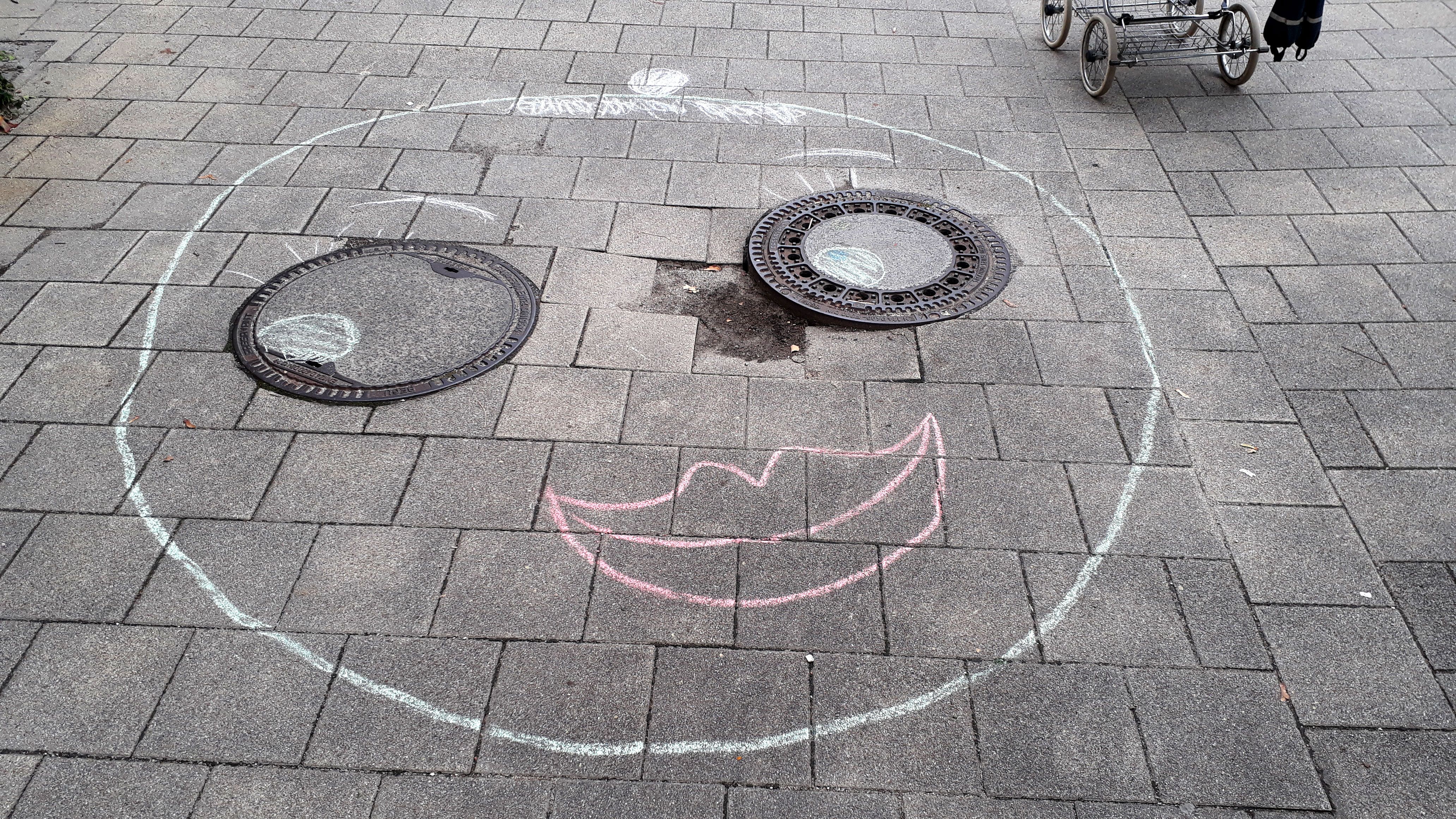 Face found on the street, no. 1