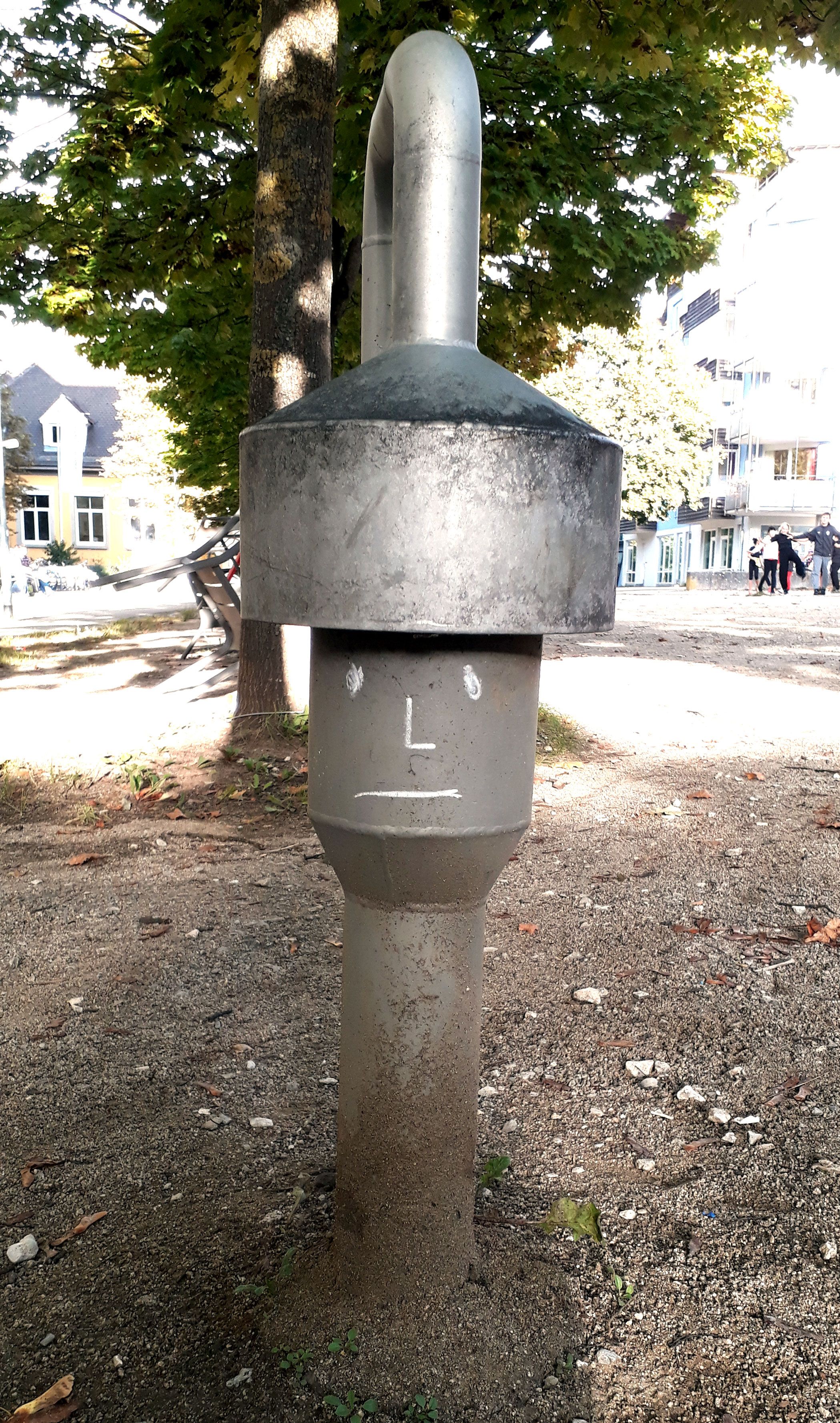 Face found on the street, no. 3